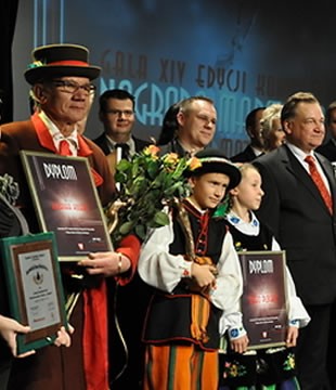 Krzysztof Chromiński - Dyrektor Gminnego Ośrodka Kultury w Siedlcach z siedzibą w Chodowie Laureatem XIV EDYCJI KONKURSU NAGRODA MARSZAŁKA WOJEWÓDZTWA MAZOWIECKIEGO